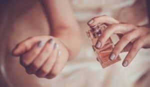 Read more about the article The importance of wearing perfume and why should you wear perfume?